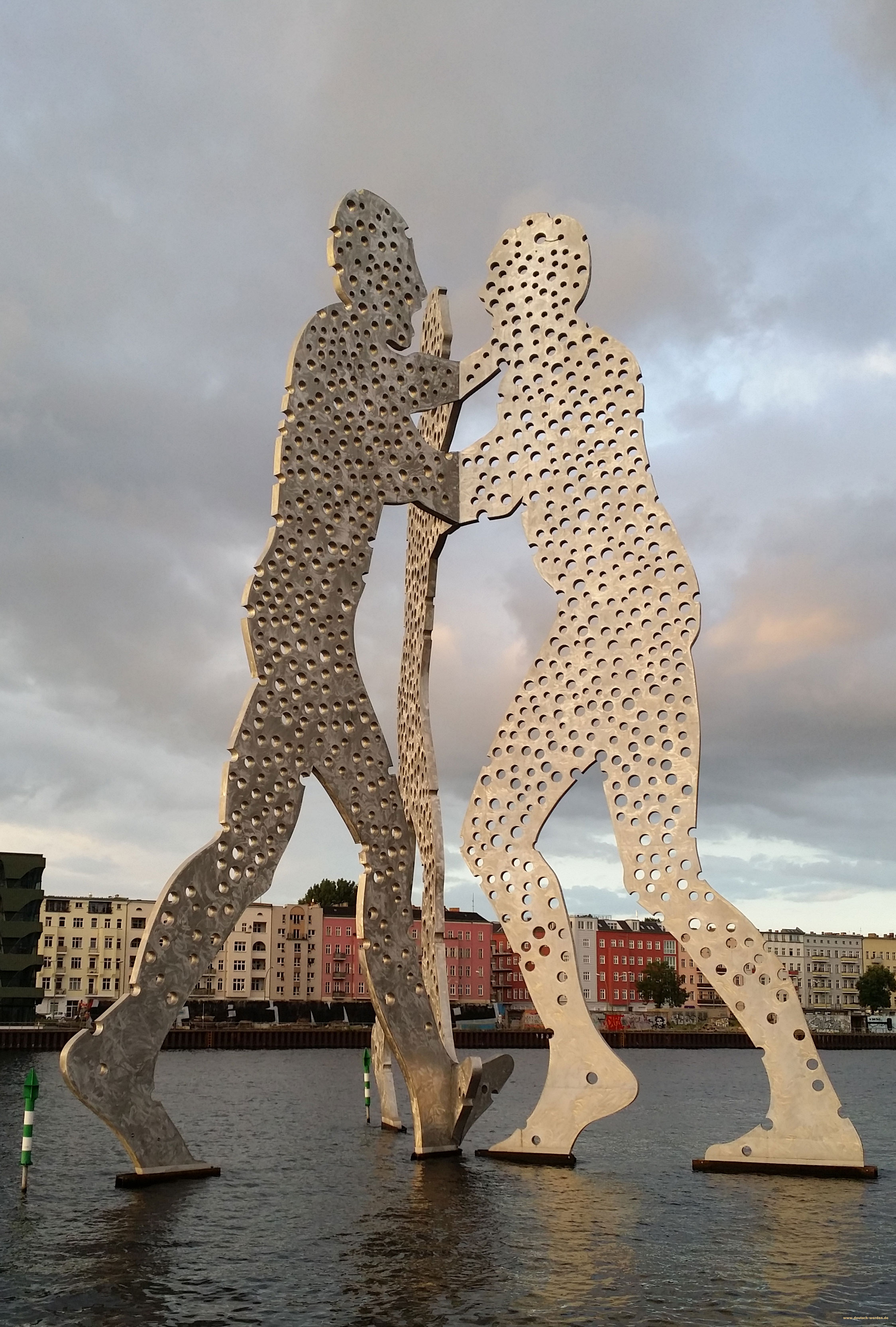 Molecule Man Skulpturen in Berlin und Kosten | Deutsch-Werden.de