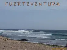 Westküste von Fuerteventura mit großen Wellen